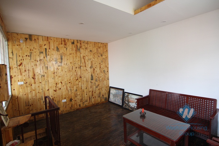 Tiny artisan's house with a balcony for rent in Tay Ho